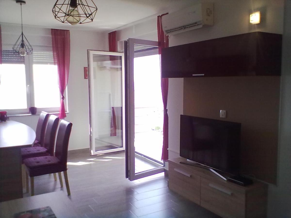Apartman Mihalj Zadar-Rtina Miletici ภายนอก รูปภาพ